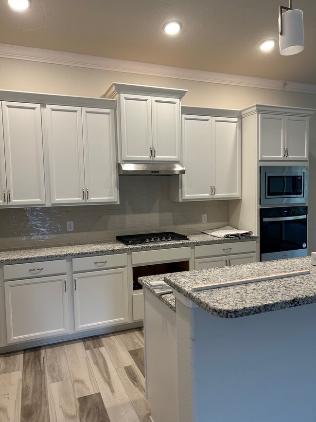 Photo - 427 W Doerr Path