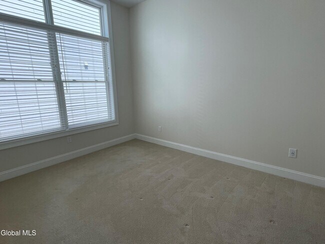 Photo - 233 Lake Ave Unidad 227