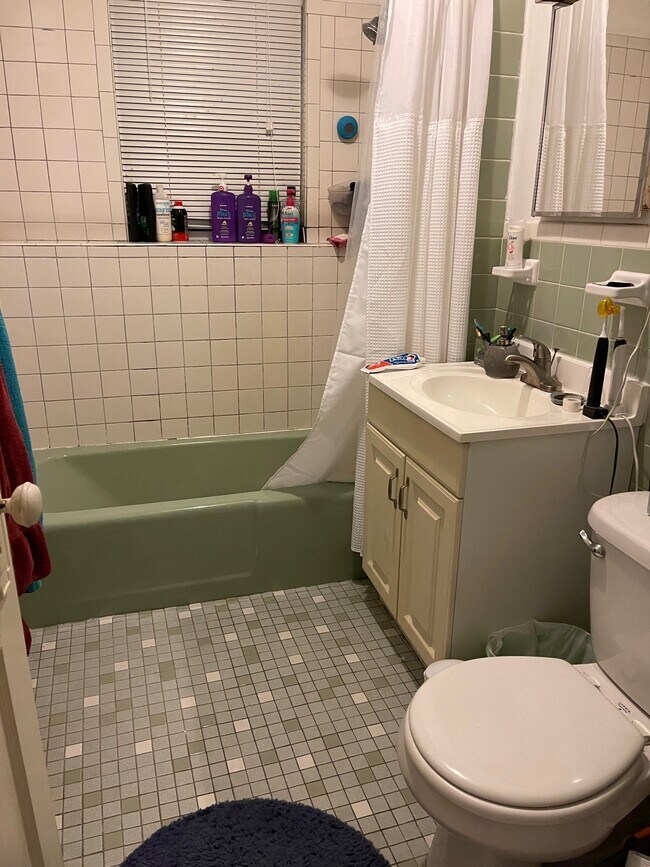 Photo - 406 Highland Ave Unit 23