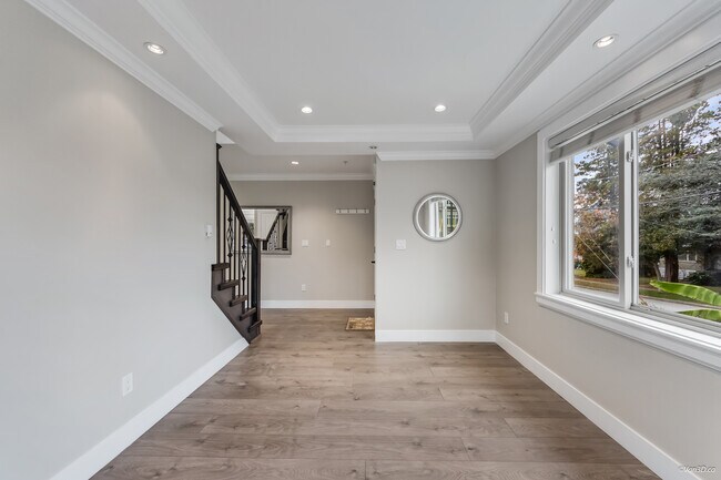 Photo - 3278 47th Av E