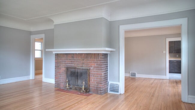 Photo - 2865 N Frederick Ave