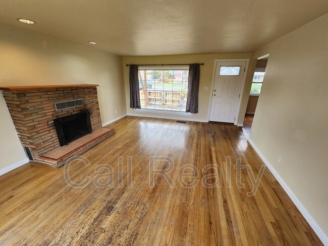 Photo - 1021 N Herald Rd