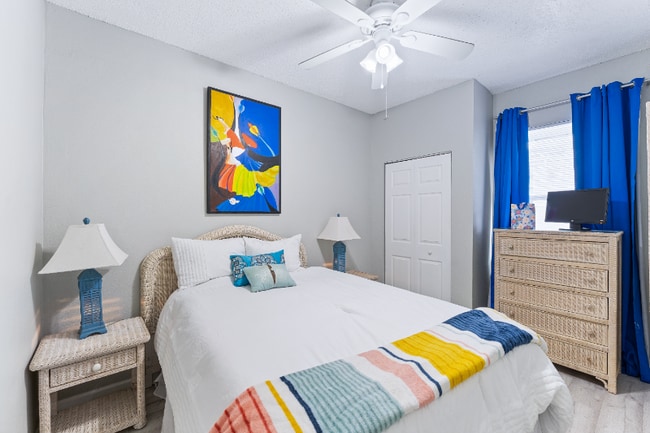 Photo - 914 8th St N