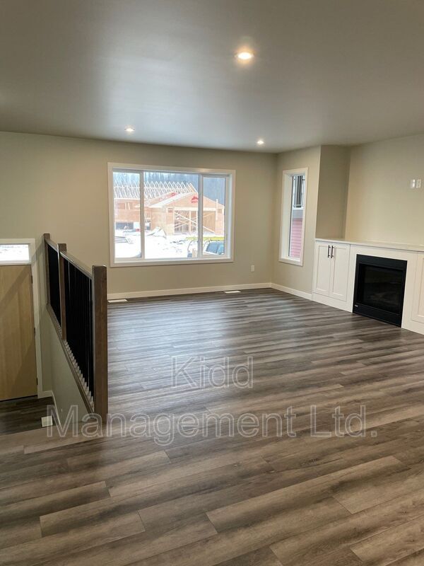 Photo - 6285 Monterey Rd W