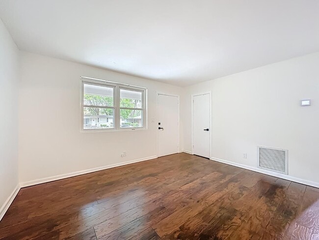 Photo - 5243 Poppy Dr