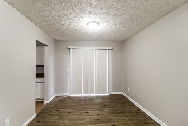 Photo - 2357 Deep Shoals Cir