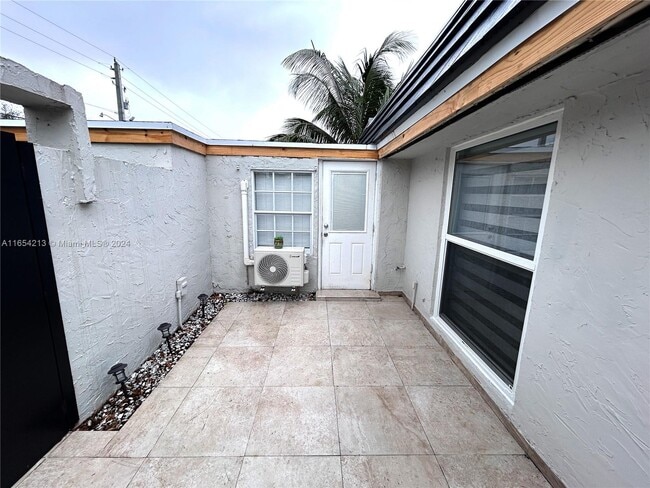 Photo - 19206 Bob-O-Link Dr