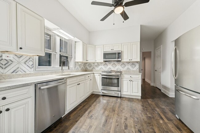 Photo - 8423 S Colfax Ave