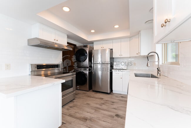 Photo - 11258 Riviera Pl NE