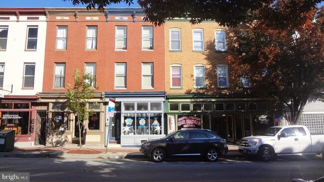 Building Photo - 776 Washington Blvd Unit 1R Rental