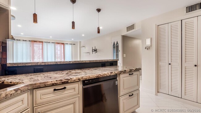 Photo - 133 N Pompano Beach Blvd Unit 204