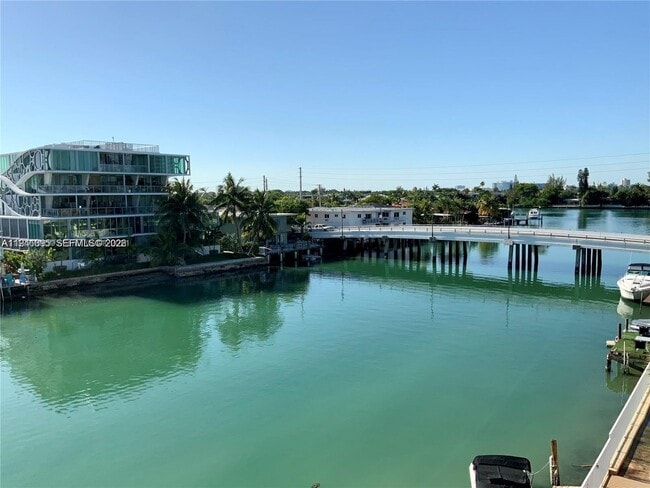 Photo - 8400 Byron Ave Unit 4F