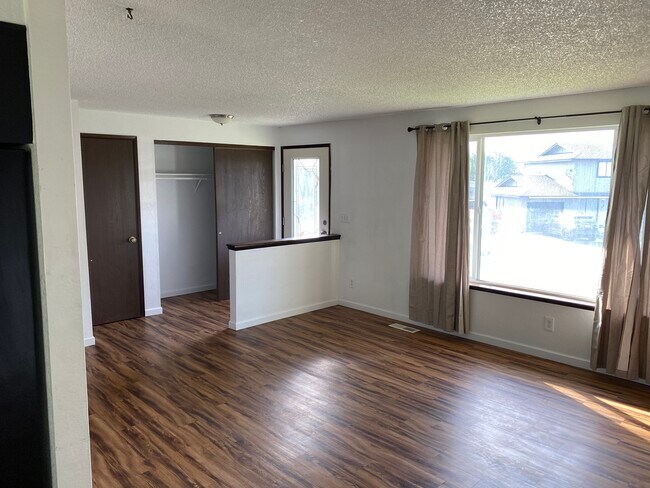 1005 S Zillah Ct Unidad A