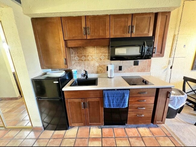 Building Photo - 73850 Fairway Dr Unit 217 Rental