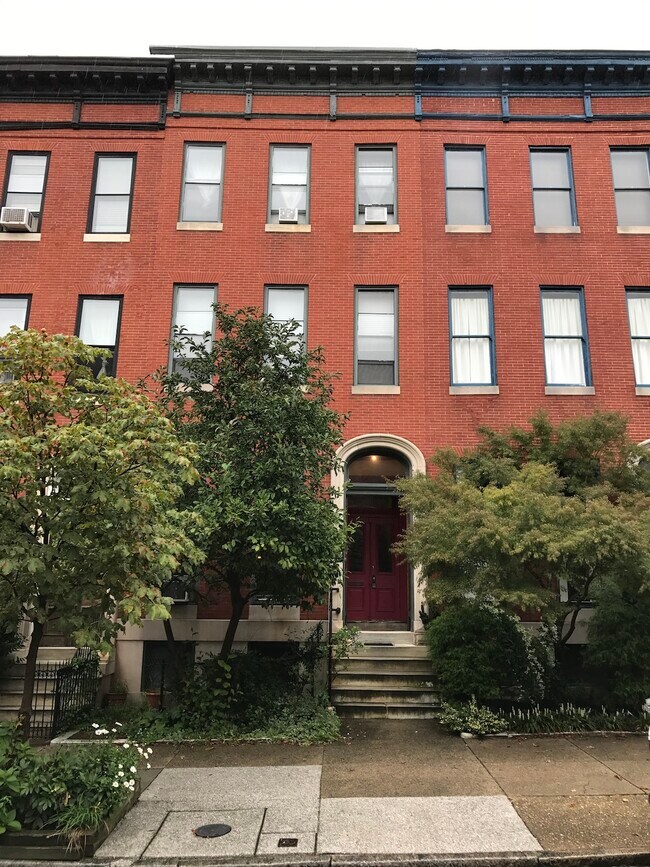 Building Photo - 1505 Bolton St Unit 3F