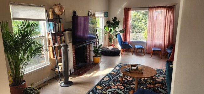 Photo - 4532 Reinhardt Dr