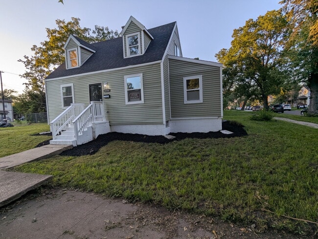 Photo - 1030 E 6th Ave