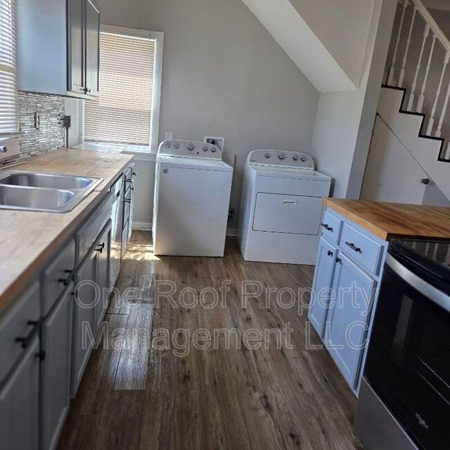 Photo - 447 N Lawndale Ave