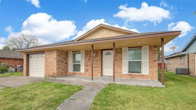 Photo - 1411 Kappa St