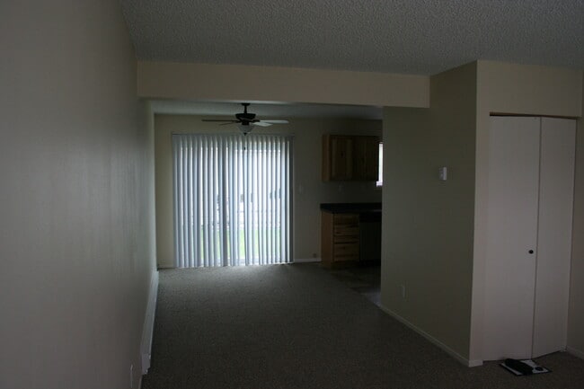 Photo - 725 Waverly Pl Unidad 1