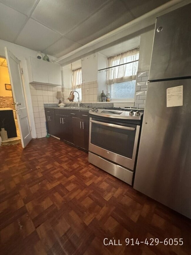 Photo - 52 William St