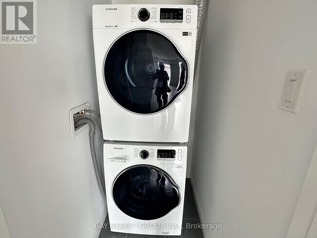 Photo - 2333 Sawgrass Dr