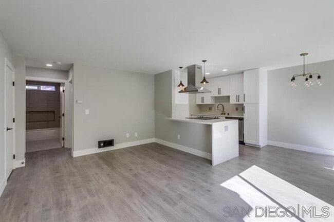 Building Photo - 9574 Carroll Canyon Rd Unit 156 Rental
