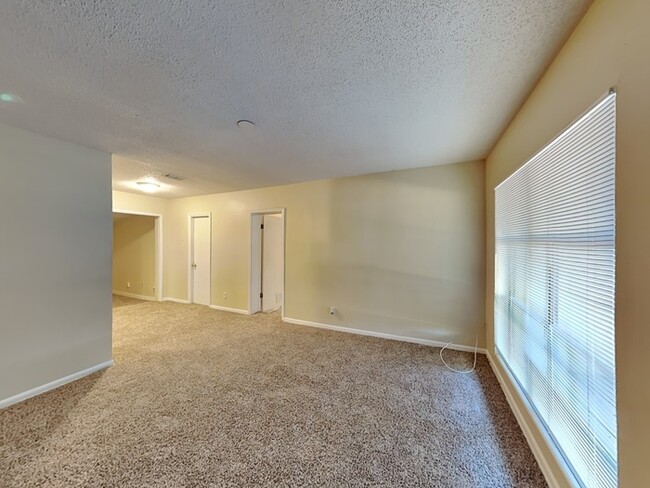 Photo - 237 Blairmore Blvd W