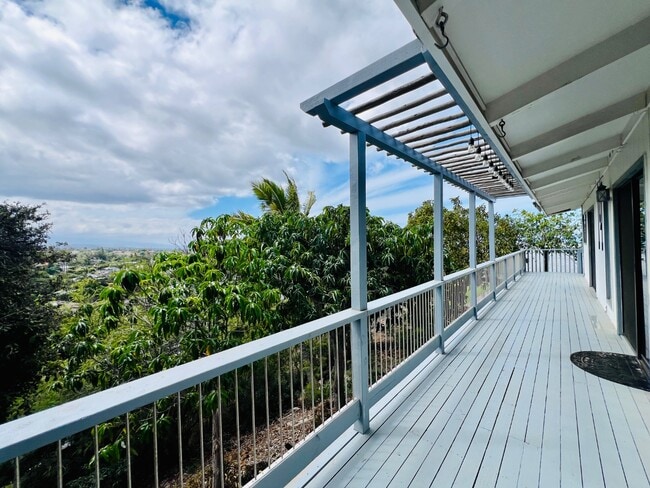 Photo - 68-1828 Pakanu St