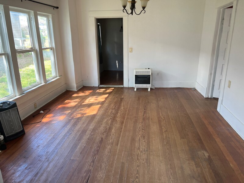 Photo - 2027 Cedar Ave