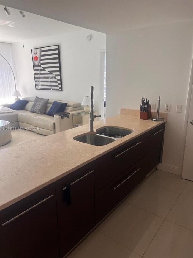 Photo - 475 Brickell Ave Unit 3613