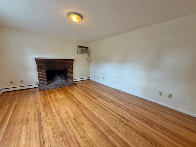 Photo - 18 Dunstan St