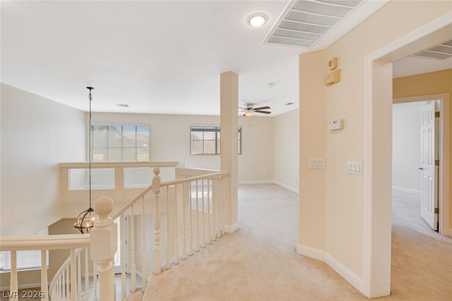 Photo - 432 Staghorn Pass Ave