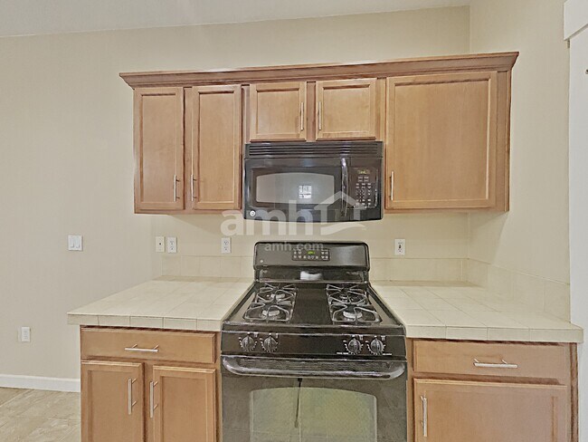 Photo - 1221 Canal Avenue SE