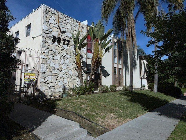 3877 Coco Ave