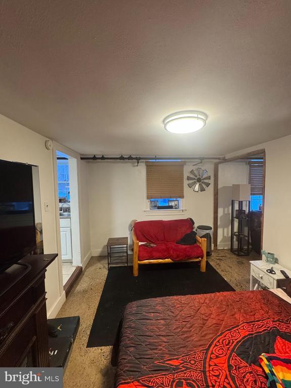 Photo - 107 Morgan St