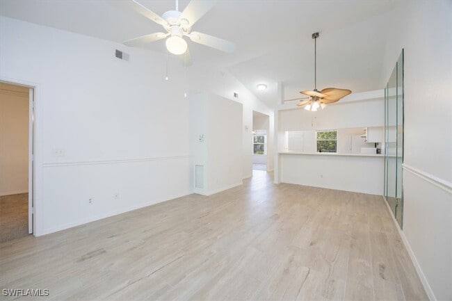 Photo - 326 Bradstrom Cir Unidad F202 Rental
