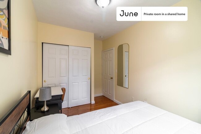 Photo - Room in Shared 3 bed/2 bath home Unit A