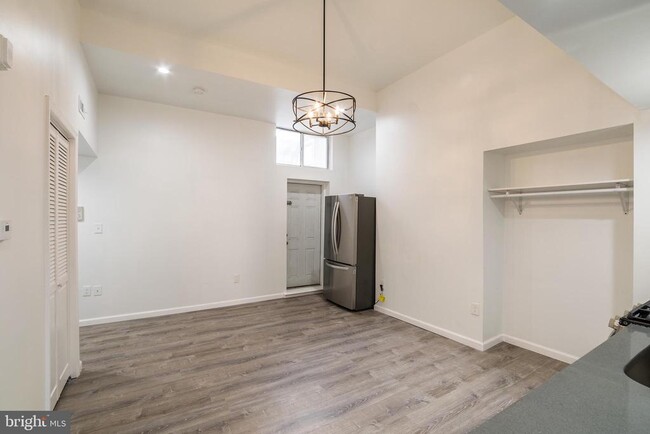 Photo - 1726 Pine St Apartment Unit 2F