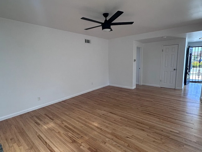 Building Photo - 21307 Broadwell Ave Rental