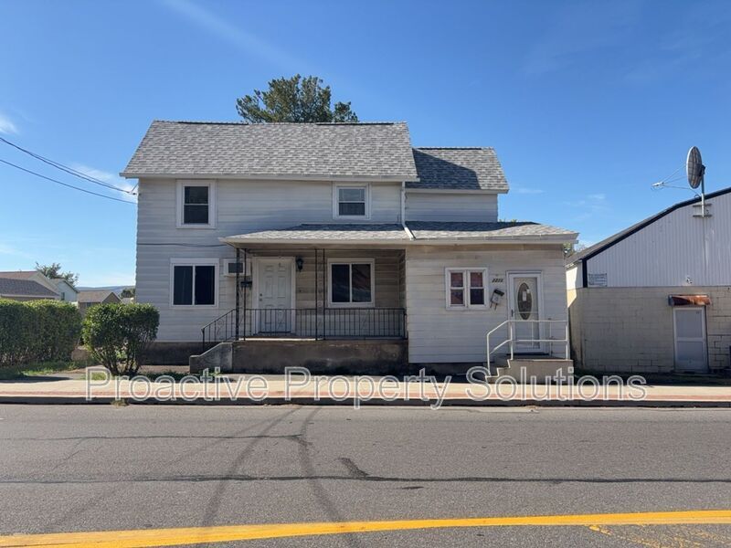 Photo - 221 Dunmore St Unit A