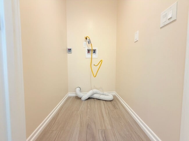 Photo - Modern 2BD/2BA ADU in Prime Toluca Terrace Location