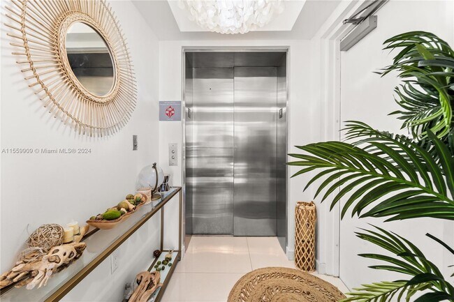 7935 East Dr Unit 1101