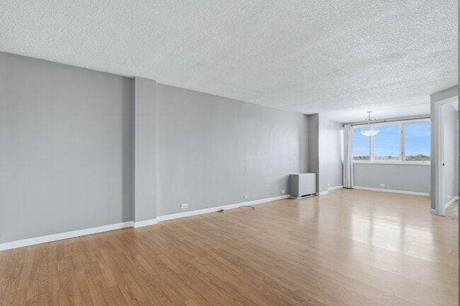 Photo - 2225 Buchtel Blvd S