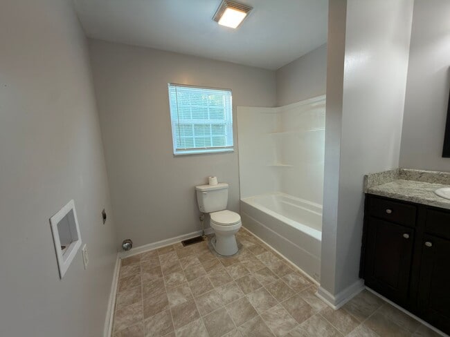 Photo - 6447 Spring Place Rd SE