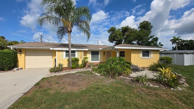 Photo - Charming 2BR/2BA Annual Rental in Southgate