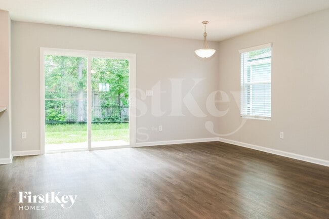 Photo - 11337 Margarets Landing Pl.