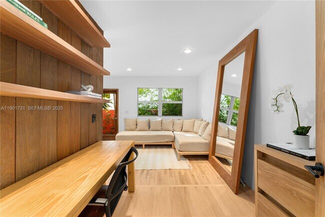 Photo - 226 Jefferson Ave Unit 1