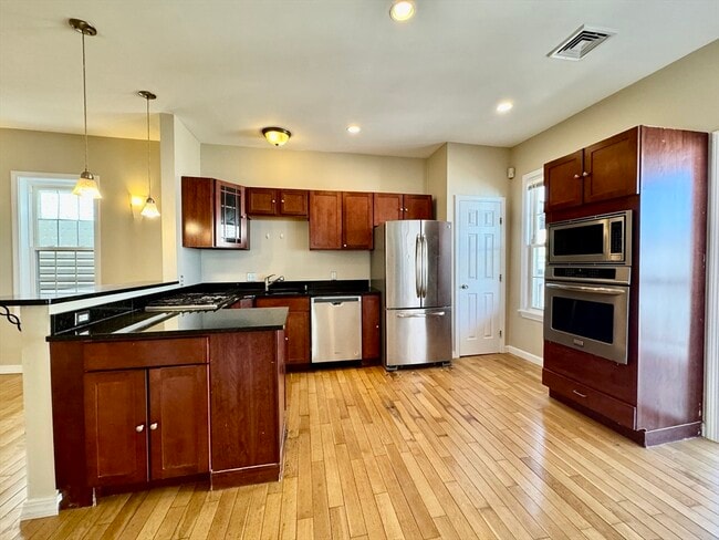 Photo - 22 Elmore St Condo Unit 3