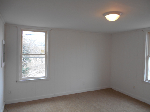 Photo - 533 E Patapsco Ave Apartments Unit A